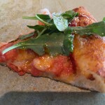 ザ ピッツァバー ON 38TH - ④サンマルツァーノトマト・チェリートマト・ルッコラ・自家製ンドゥイヤサラミ