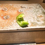 炭割烹 新谷 - 生のパレルモも試食 ◎めっちゃ甘い！