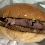 ゼッテリア - 料理写真:ローストビーフバーガー