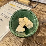 酒ワイン食堂 今日どう？ - クリームチーズのしじみ醤油漬け