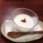 漂香茶館 - ランチ デザート 杏仁豆腐