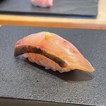 鮨 はやたか - シマアジ