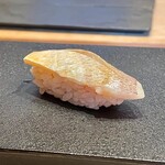 鮨 はやたか - 小鯛の昆布じめ