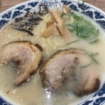 九州らーめん 亀王 - 