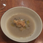 aniko - Starter のつぶ貝と菊芋のスープ