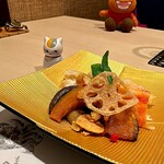 Ginza Kani Akatsuki - 