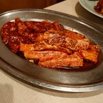 焼肉　松寿苑 - 中落ちカルビ、ロース