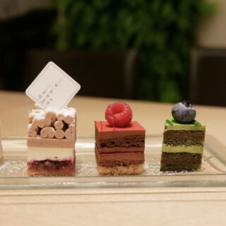 パティスリー・サダハル・アオキ・パリ_1