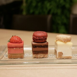 パティスリー・サダハル・アオキ・パリ_0