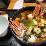 きそば 柏屋 - 海賊そば　渡り蟹丸1杯、イカ、エビ、ホタテ