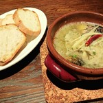 パスタバル MiKiYA's - 鯖と新生姜のアヒージョ