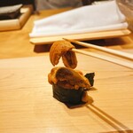 すが弥 - 加州のサンタバーバラからいらしたムラサキウニ嬢