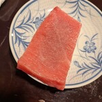 とっくりや - 中とろ（かまぼこの板くらいのサイズですｗ）