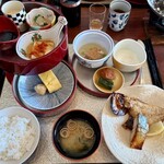 日本料理 初海 - 初島のごちそう朝御飯