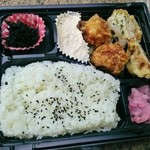 咲 - レンコン挟み揚げ＆タルタル唐揚げ弁当 400円