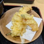 道の駅越前たけふ - バスツアーの昼食で提供された ”握り寿司御膳” の天ぷら。