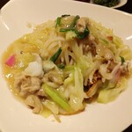 老李 - 皿うどん1320円。