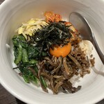 牛宗まるなか - ＋330円でビビンバに変更