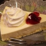 ラッキー亀有２号店 - ケーキセット（レアチーズ）