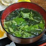 漁師の海鮮丼 - めっちゃ美味しいお味噌汁