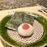 シカゴ - ●前菜１
      北海道産帆立貝の磯部焼き