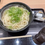 はなまるうどん 横浜ポルタ店 - かけうどん並+おにぎり
