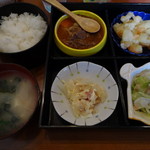 パフィー - 日替わり定食ドリンク付きで７３０円