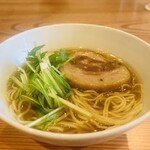 柚木元 - 15【食事-2】
      猪出汁ラーメン、猪チャーシュー