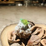 nôtori - ①【鬼胡桃】
                                ★ 胡桃の生地+ロースト+ペースト、樹液のシロップのせ