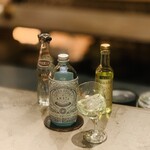 nôtori - 山梨産のクラフトジン「Geek Still」。トニック or 炭酸割りを勧められましたが、ロックで...
