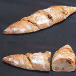 パン工房 シュネッケ - オレンジとチョコのカンパーニュ