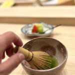 鮨 赫 sushi aka Tokyo - 抹茶を自分で立てます♪
