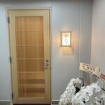 鮨 赫 sushi aka Tokyo - 外観　入り口