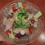 ダブリナーズ　アイリッシュパブ - ブリのカルパッチョ