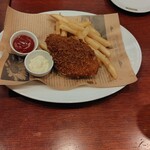 ダブリナーズ　アイリッシュパブ - フィニッシュ＆チップス