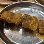 串とメシにはサケキタル - バリとん焼き 黒