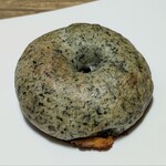 ZONO BAGEL - ほうれん草　450円