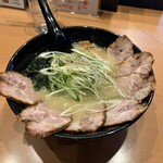 らーめんてつや - 料理写真: