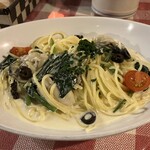 ピッツェリア アリス - 広島県産カキとほうれん草のパスタ