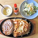 ジロー - 焼きチーズハンバーグ＆ナポリタンセット