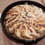 格安ビールと鉄鍋餃子3・6・5酒場 - 