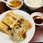 餃子専門店 藤井屋  - 