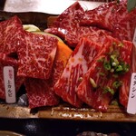 松阪牛たんど - 松阪牛御膳の肉（上カルビ、ロース、希少部位はカタシン）