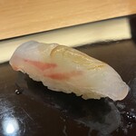 安べえ寿し - タイの昆布締め