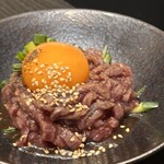 TOKYO焼肉ごぉ - 火入れユッケ