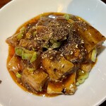 四川料理 華美 京橋店 - 追いで花椒粉を貰いぶっかけまくる