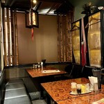 四川料理 華美 - 四川だけに竹のインテリア？