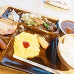 亀の井ホテル - 料理写真:定番もしっかりあります