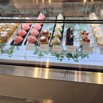 カズノリ イケダ アンディヴィデュエル 南町通店 - 