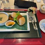 オリンピックナショナルゴルフクラブ WEST レストラン - 